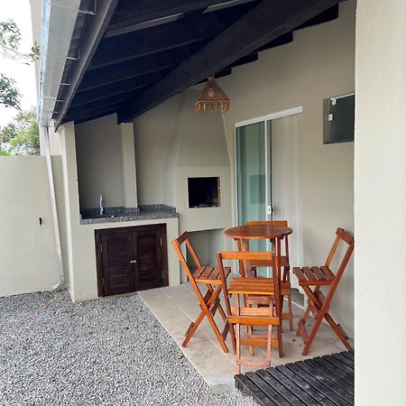 Вилла Casa Entre Dois Mares - Casa Bege Бомбиньяс Экстерьер фото